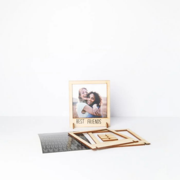 polaroid frame